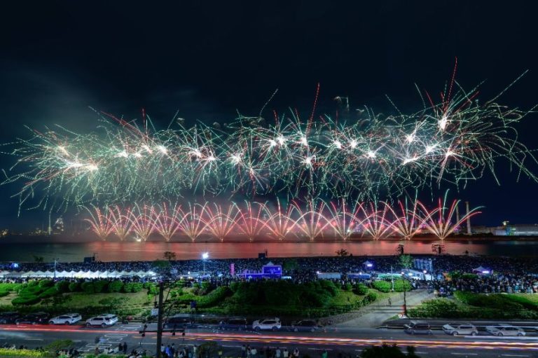 포항국제불빛축제, 11월 19일부터 영일대해수욕장 일원에서 열려