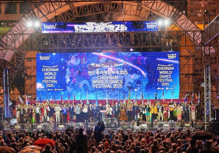 천안흥타령춤축제 2026, 10월 1일부터 닷새간 천안종합운동장과 삼거리공원 일원에서 개최