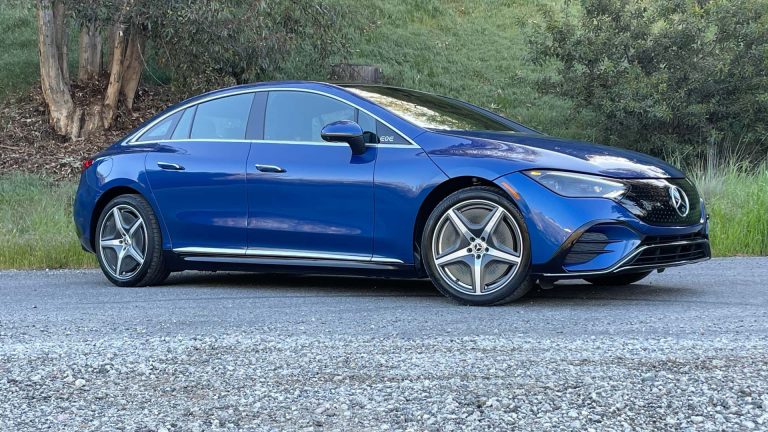 벤츠, EQE 세단과 AMG S63 PHEV 미국 판매 중단