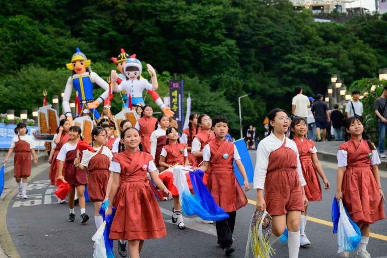 서귀포칠십리축제, 10월 23일부터 천지연폭포 일대에서 무료 개최